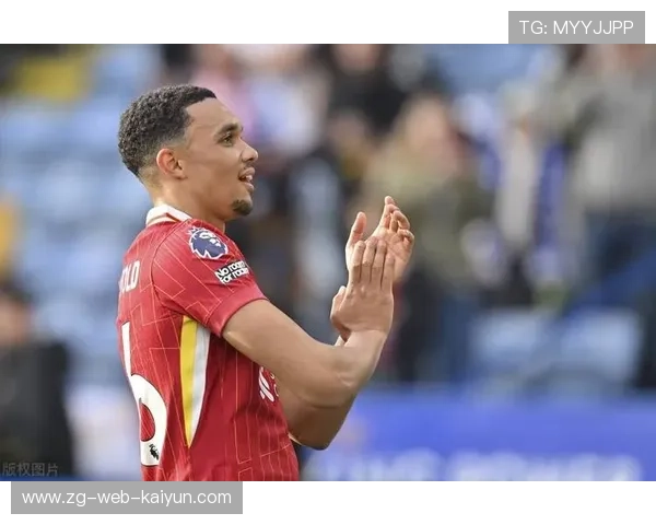 利物浦加强外围压制，阿诺德远射差点钻入死角